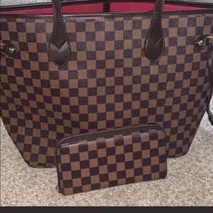 Daisy Rose Checkered Purse & Wallet